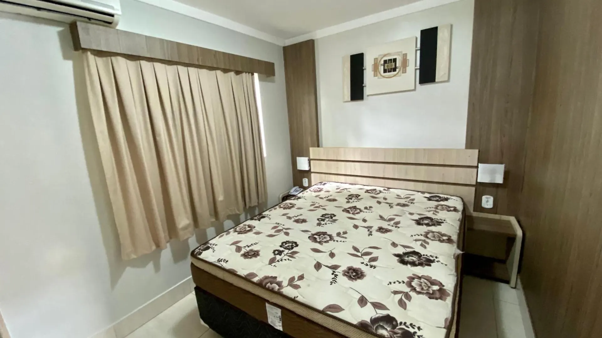 Di Roma Lacqua Caldas Novas Park 24H, Com Roupas De Cama E Banho Apartment